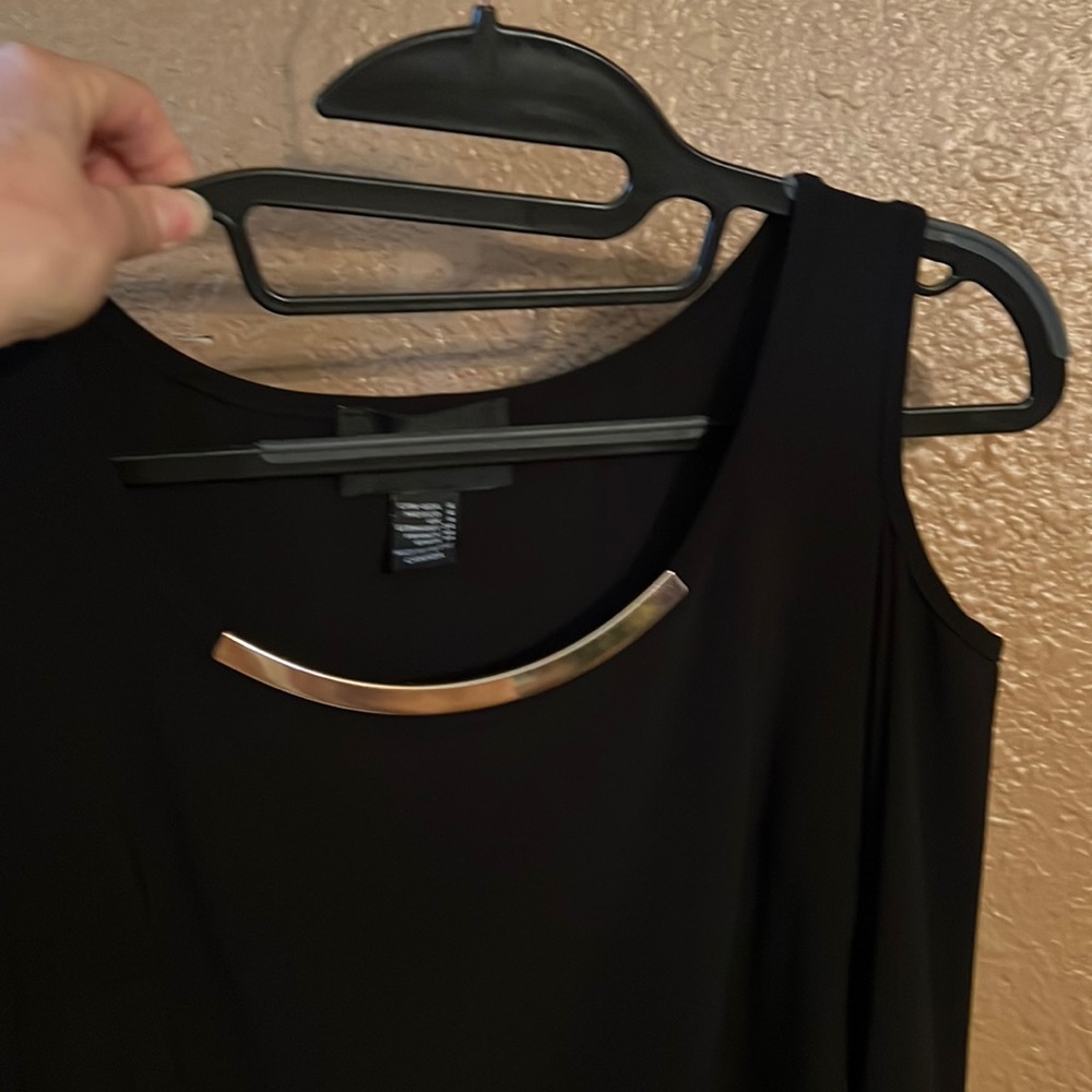 Stretchy black 3quarter sleeve